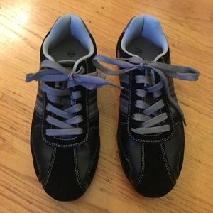 2/$30 perry Ellis Men's "Bowling" sneakers sz 8.5W